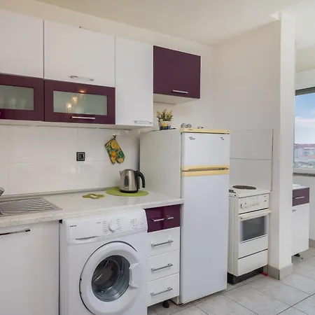 Edita - Town Centre, Private Parking * Makarska
