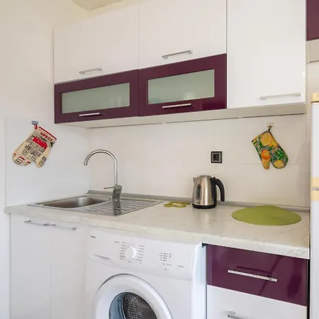 Edita - Town Centre, Private Parking * Makarska