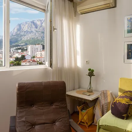 Edita - Town Centre, Private Parking *